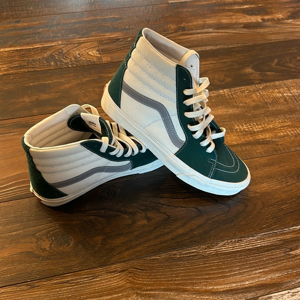 Vans size 9 men’s, 10.5 women’s